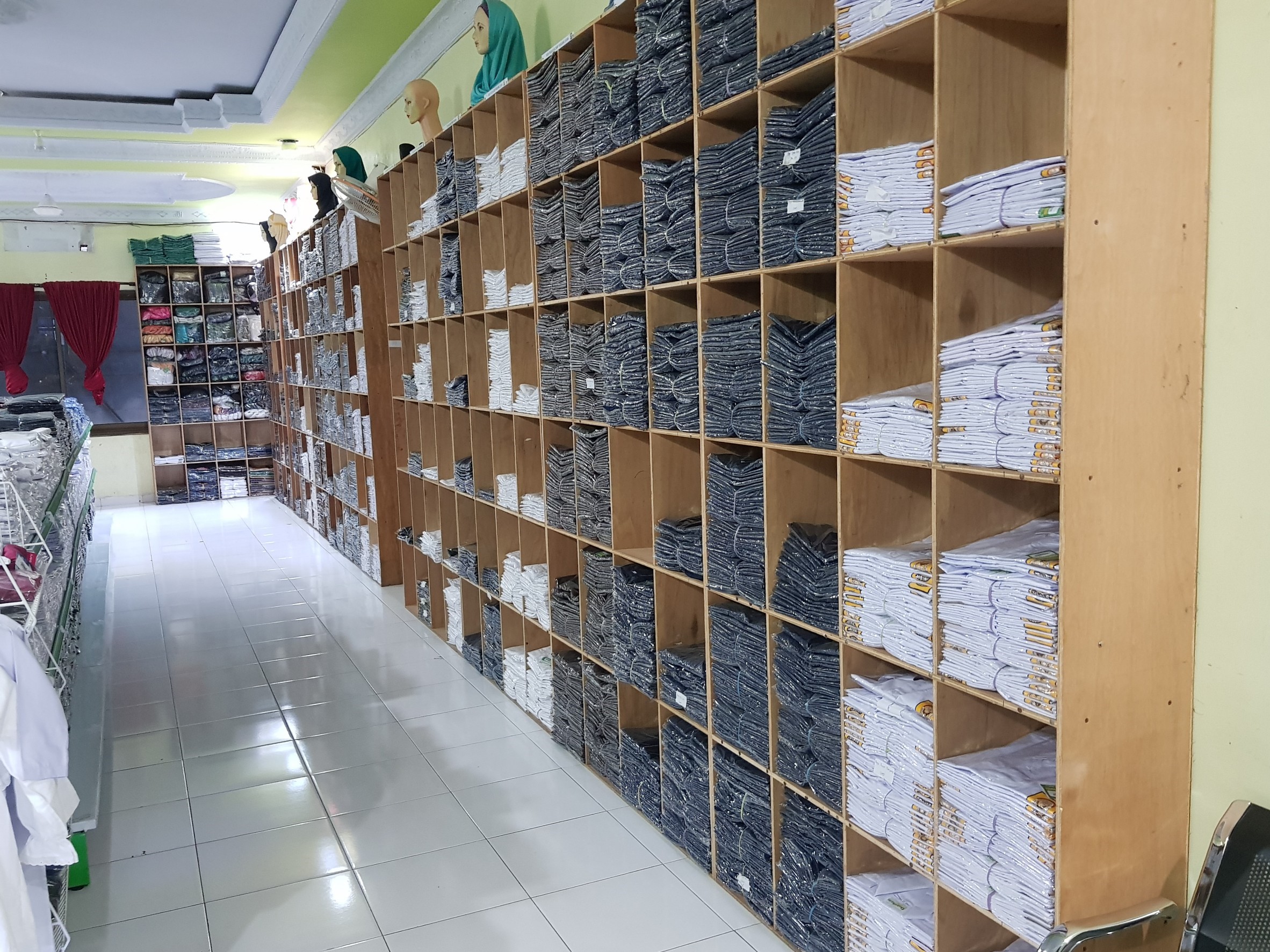 Seragam Sekolah Di Makassar Terlengkap